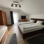 Haus Alpenblick Moelltal