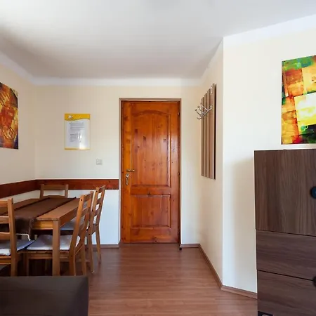 Haus Alpenblick Moelltal Affittacamere