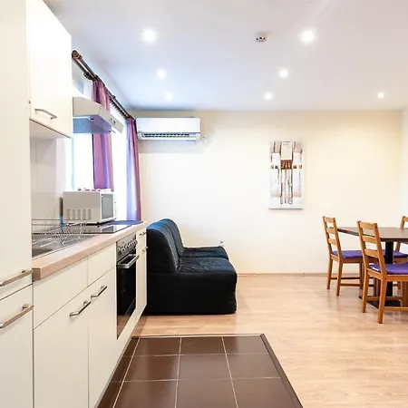 Haus Alpenblick Moelltal Affittacamere