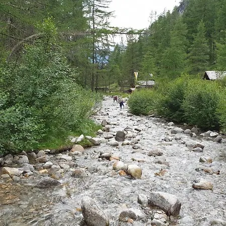 Haus Alpenblick Moelltal Pensjonat 3*