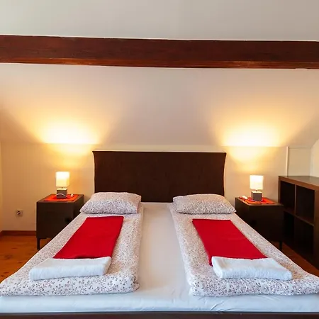 Haus Alpenblick Moelltal بيت ضيافة فلاتاش
