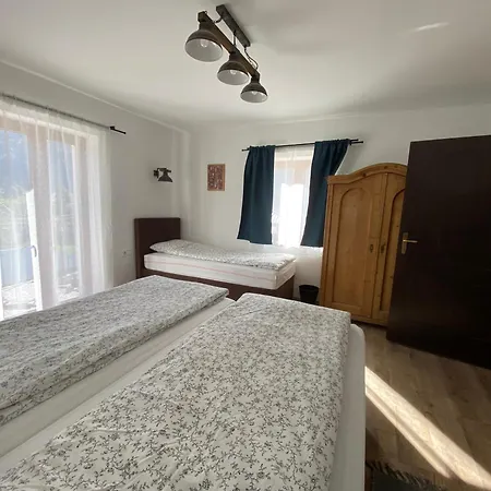 Haus Alpenblick Moelltal Pensjonat 3*