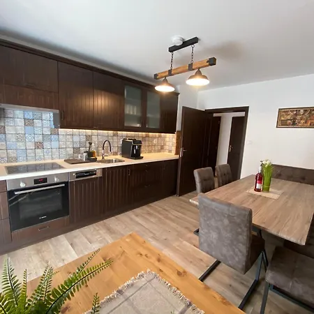 Haus Alpenblick Moelltal 3* Flattach