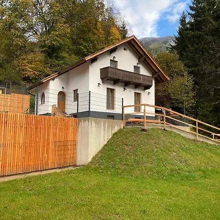 Haus Alpenblick Moelltal 3* Flattach