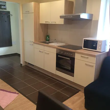 Haus Alpenblick Moelltal Konukevi