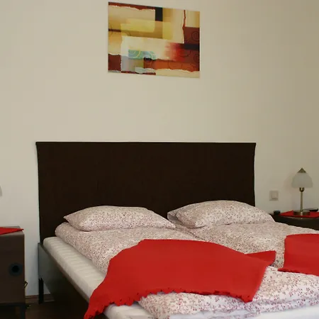 Haus Alpenblick Moelltal 3*