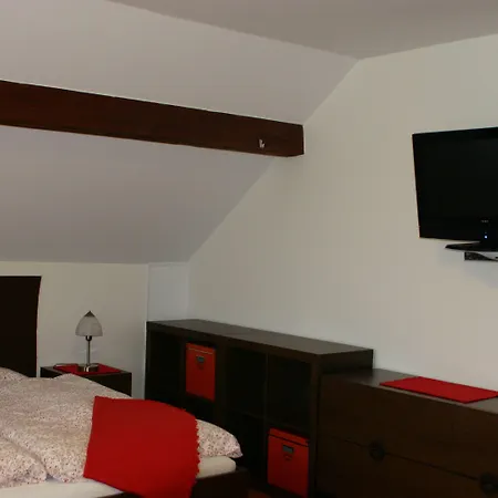 Haus Alpenblick Moelltal 게스트하우스 3*