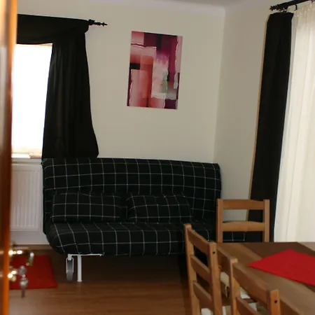 Haus Alpenblick Moelltal 3*