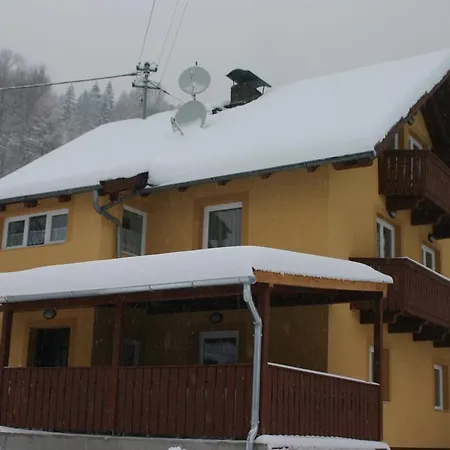 Haus Alpenblick Moelltal Pensjonat Flattach