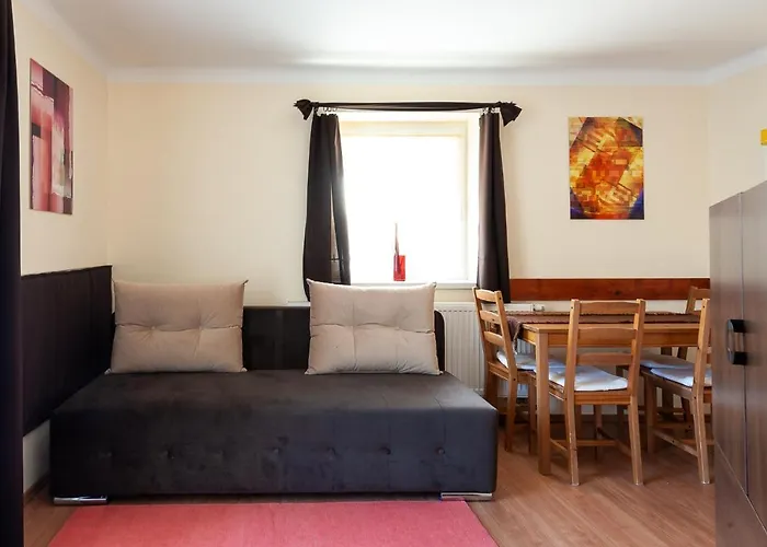 Haus Alpenblick Moelltal 3*