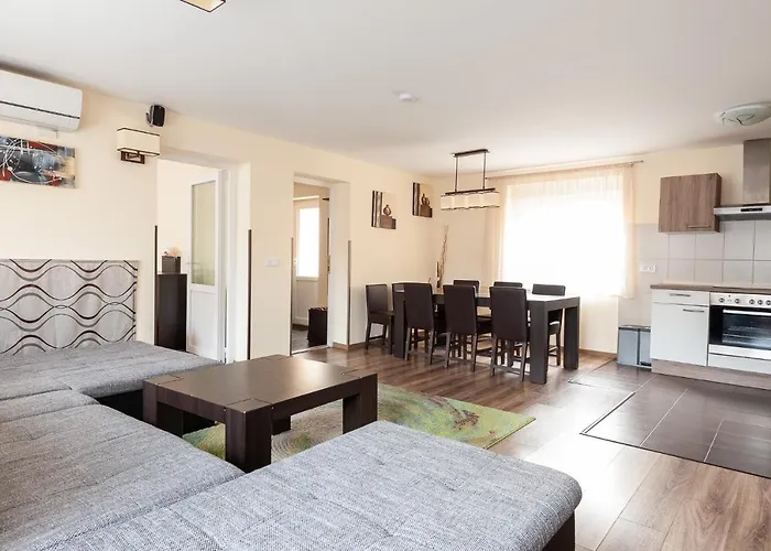 בית הארחה Haus Alpenblick Moelltal 3*