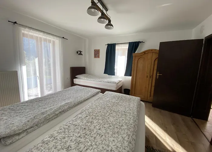 Haus Alpenblick Moelltal בית הארחה 3*