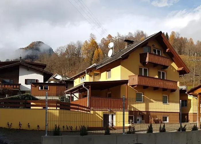 בית הארחה Haus Alpenblick Moelltal פלאטלאך