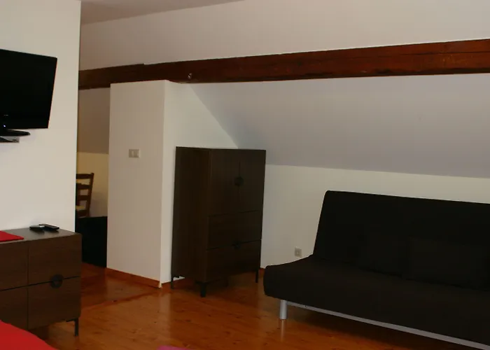 Haus Alpenblick Moelltal בית הארחה